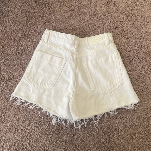 Zara white shorts - Picture 2 of 3